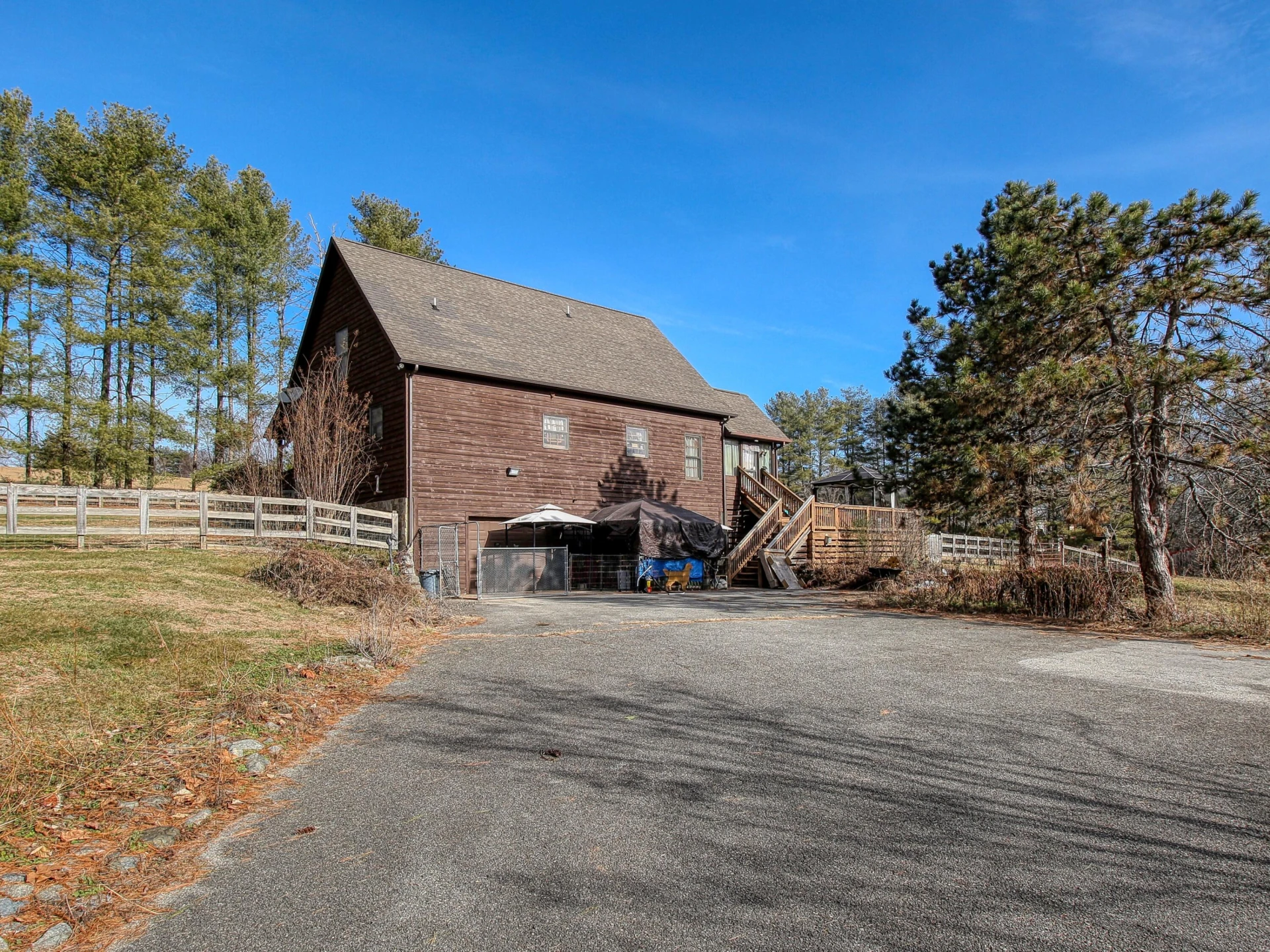 749 High Meadows DR - Photo 24