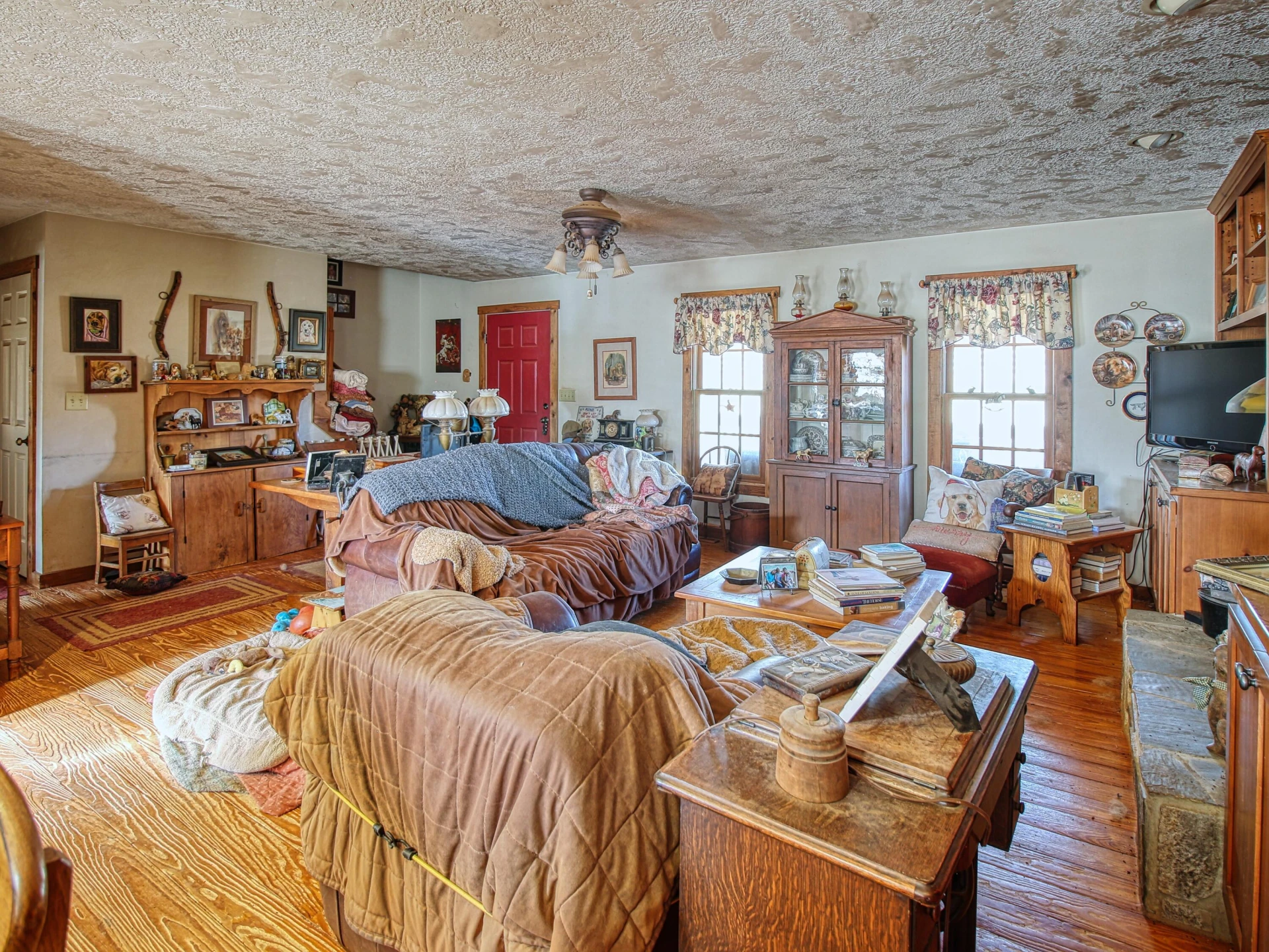 749 High Meadows DR - Photo 6