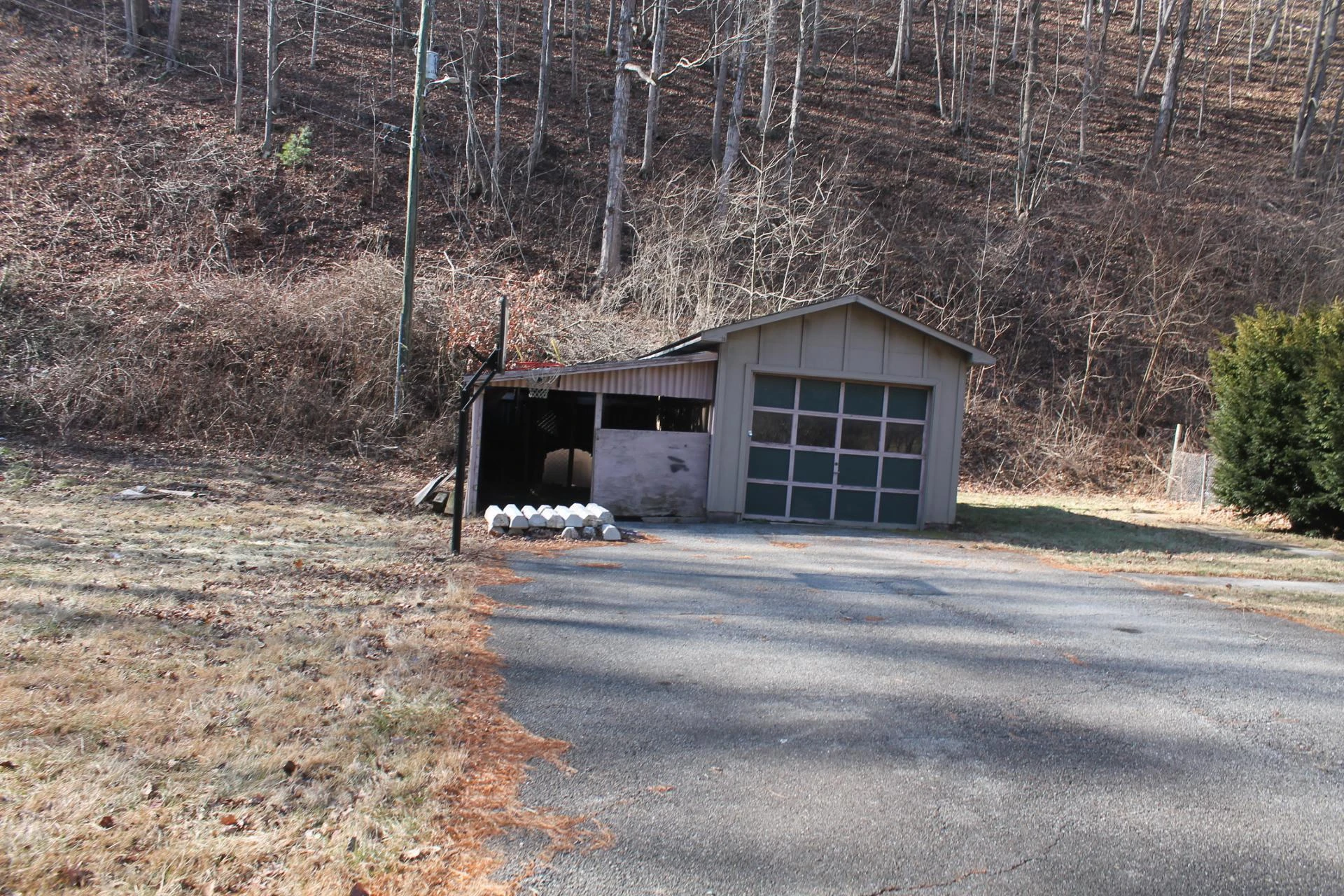 5406 Johnson Creek RD - Photo 29
