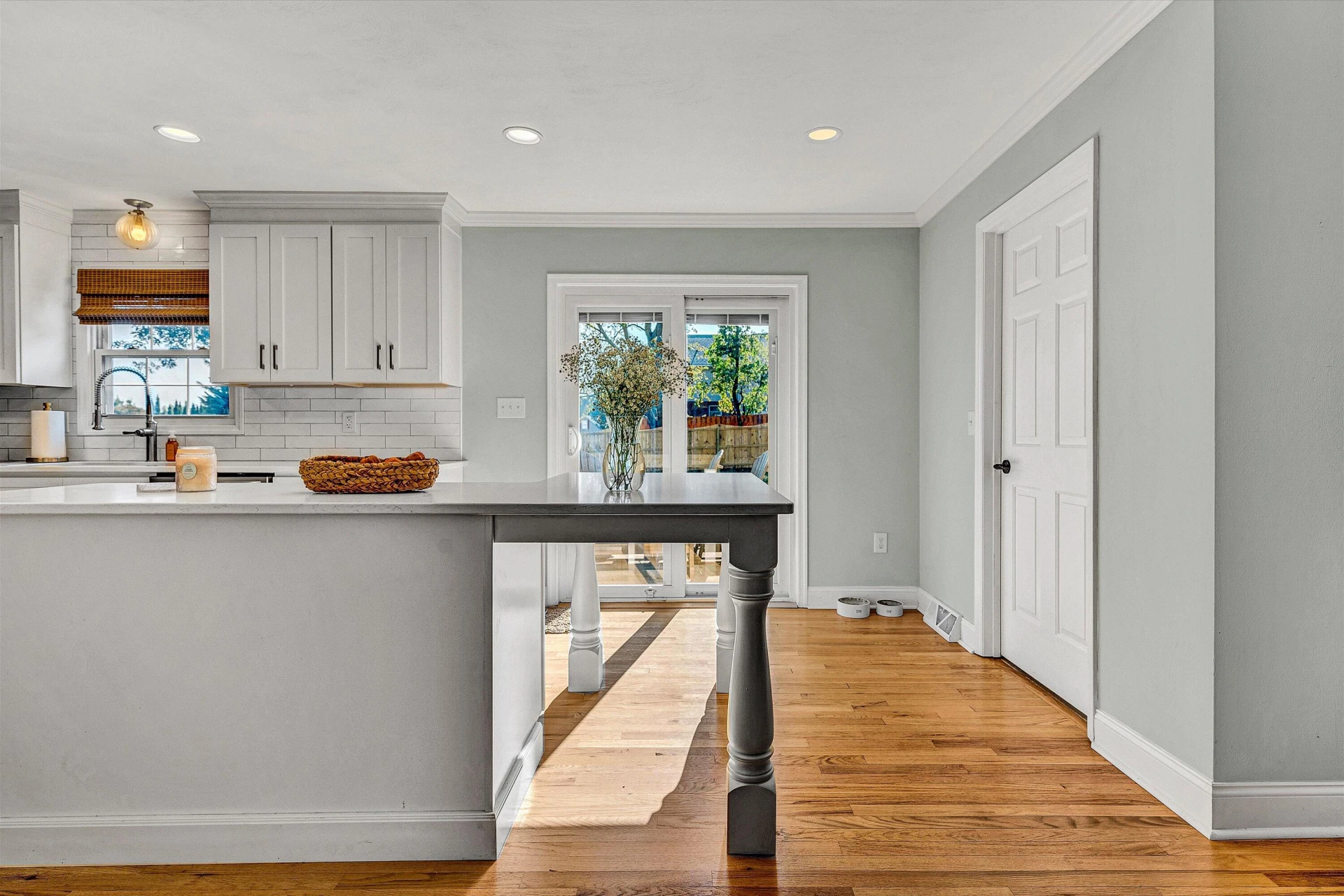 5114 Huntridge RD - Photo 8