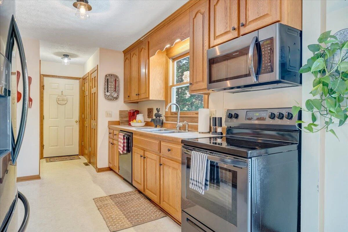 225 Dillard LN - Photo 20