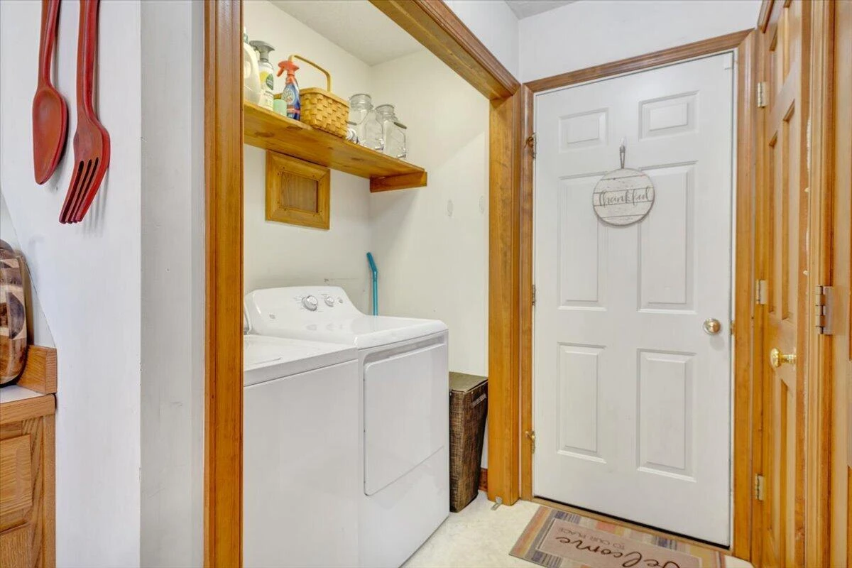 225 Dillard LN - Photo 22