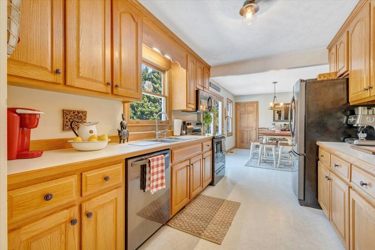 225 Dillard LN - Photo 23