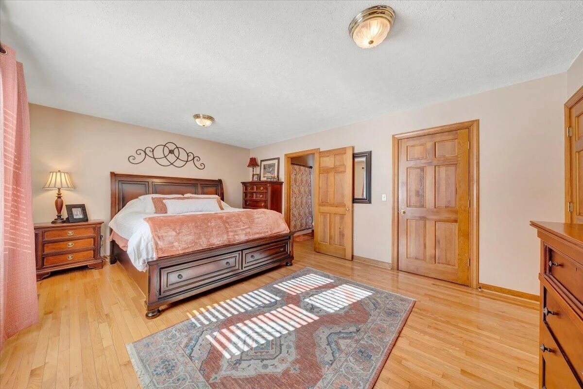 225 Dillard LN - Photo 27