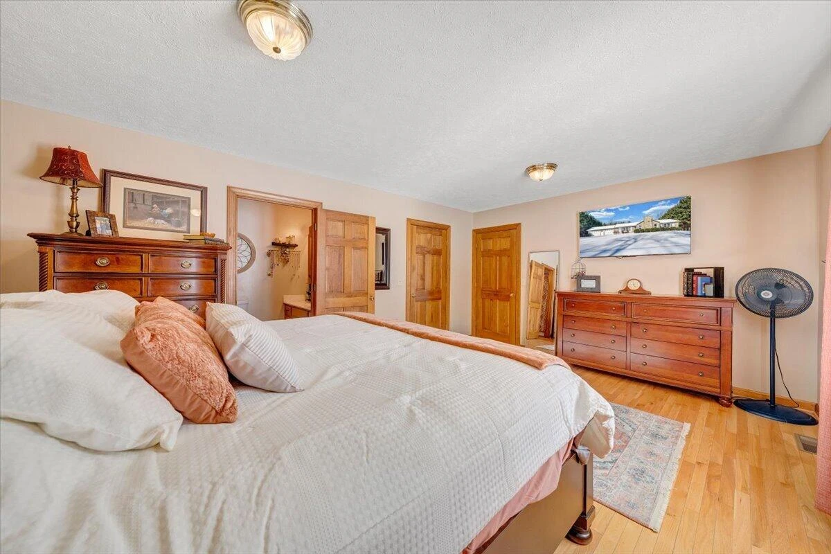 225 Dillard LN - Photo 28