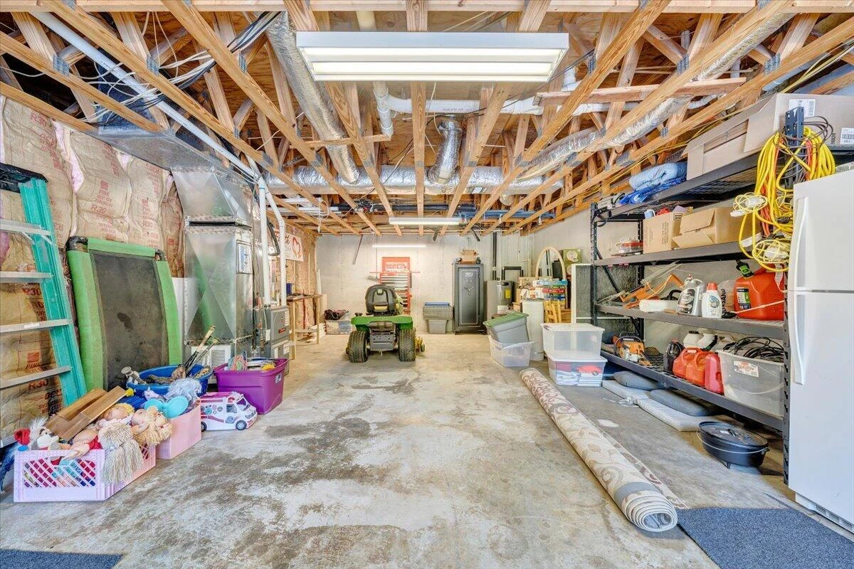 225 Dillard LN - Photo 47