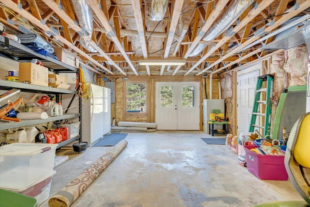 225 Dillard LN - Photo 48