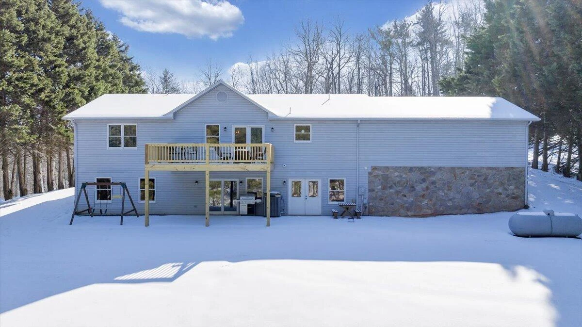 225 Dillard LN - Photo 57