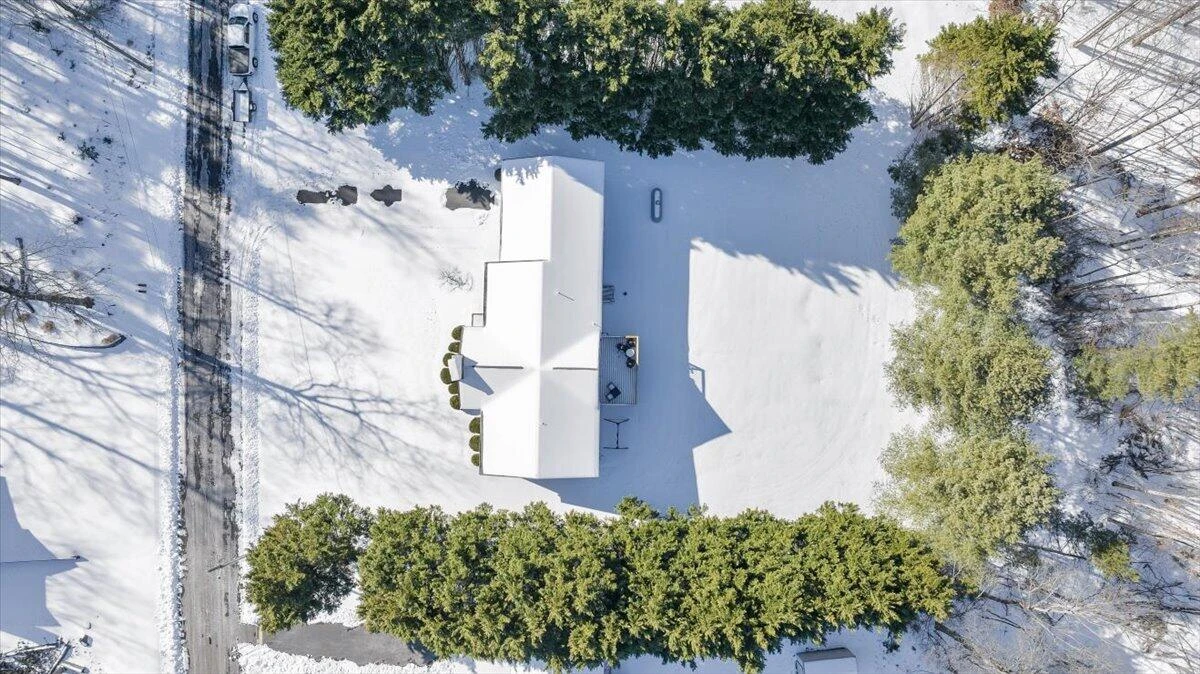225 Dillard LN - Photo 67