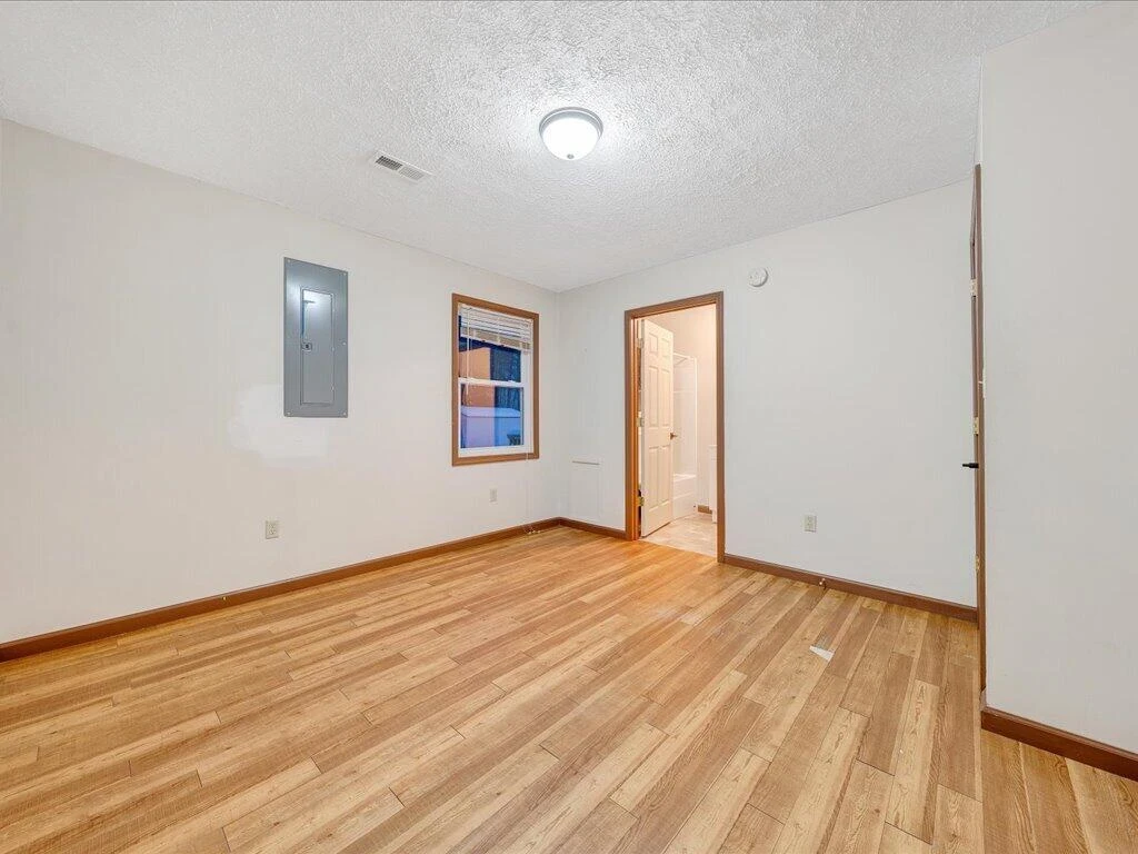 175 Peach CT - Photo 16