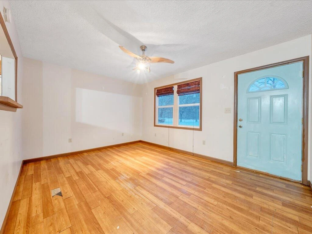 175 Peach CT - Photo 4
