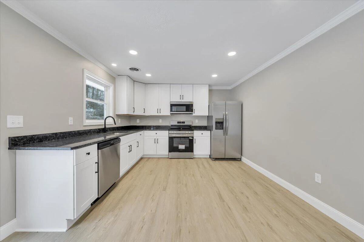 1020 Boones Mill RD - Photo 10