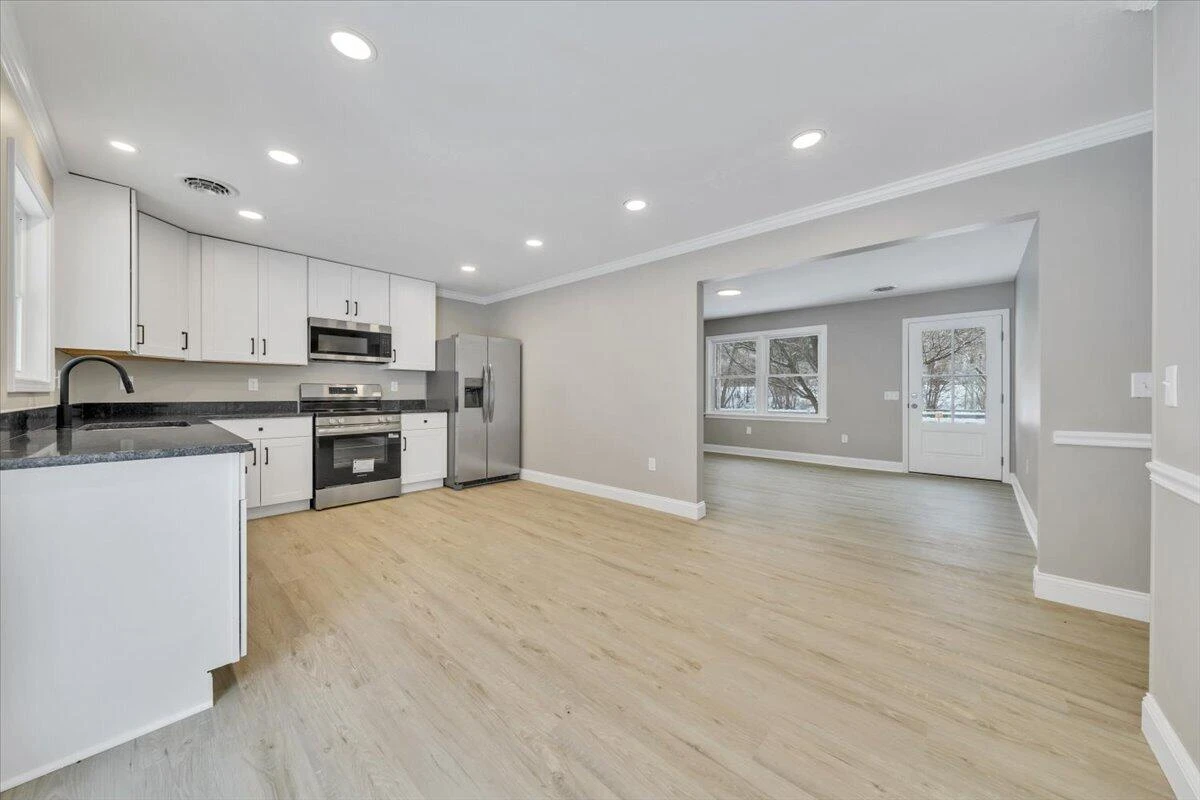 1020 Boones Mill RD - Photo 11