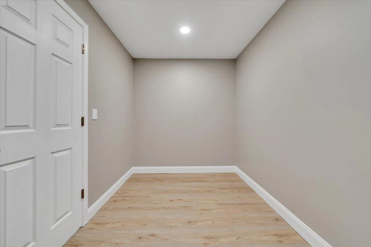 1020 Boones Mill RD - Photo 20