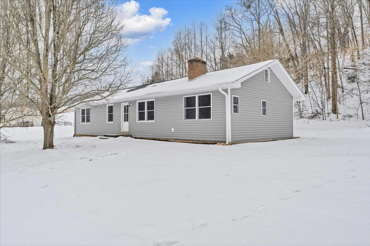 1020 Boones Mill RD - Photo 3