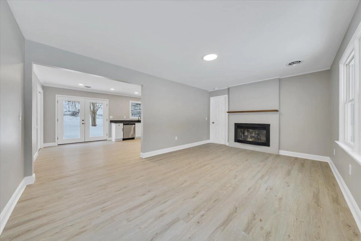 1020 Boones Mill RD - Photo 5