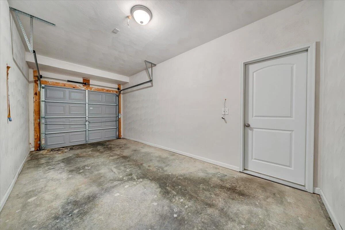 4242 Hannah Belle WAY - Photo 29
