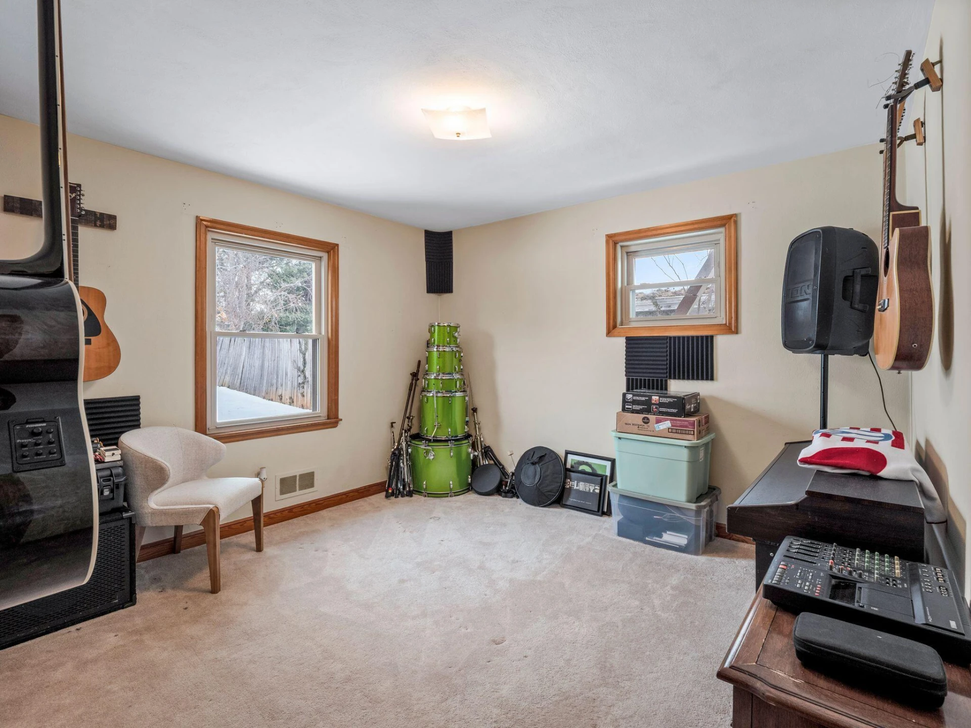 1025 Fisher AVE - Photo 13