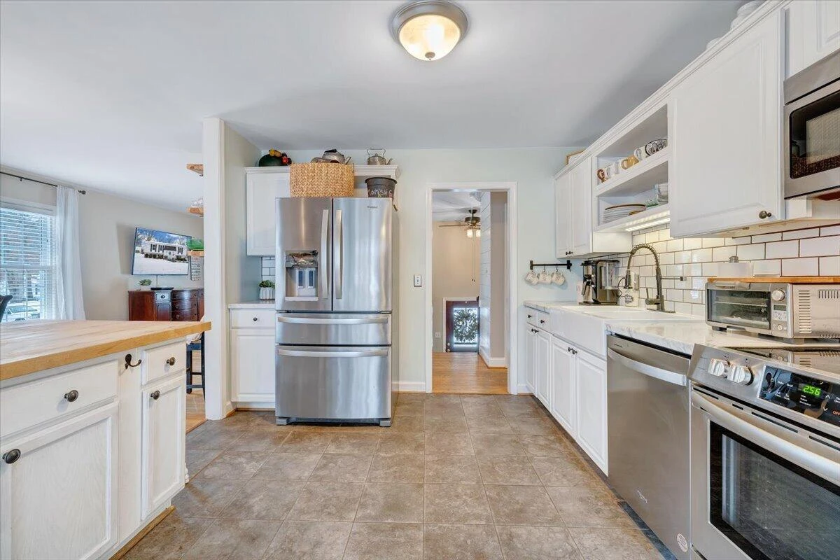 2919 Purple Finch RD - Photo 18