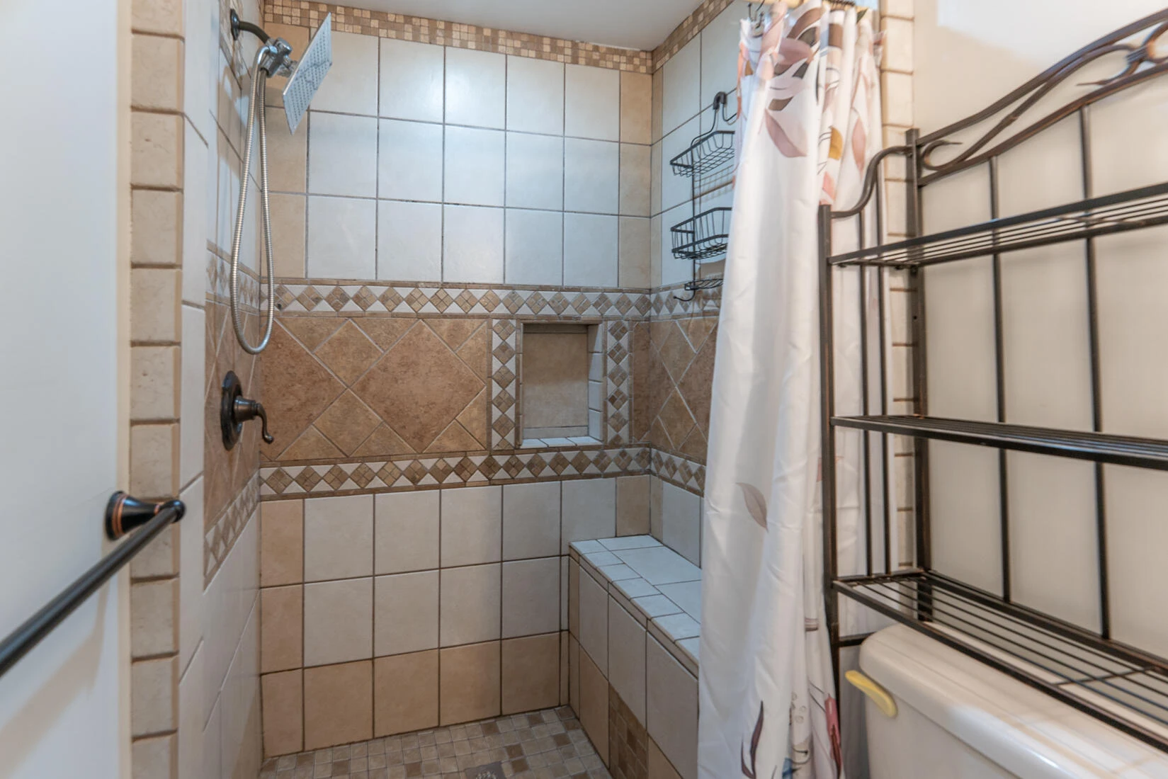 2354 Chestnut AVE - Photo 27
