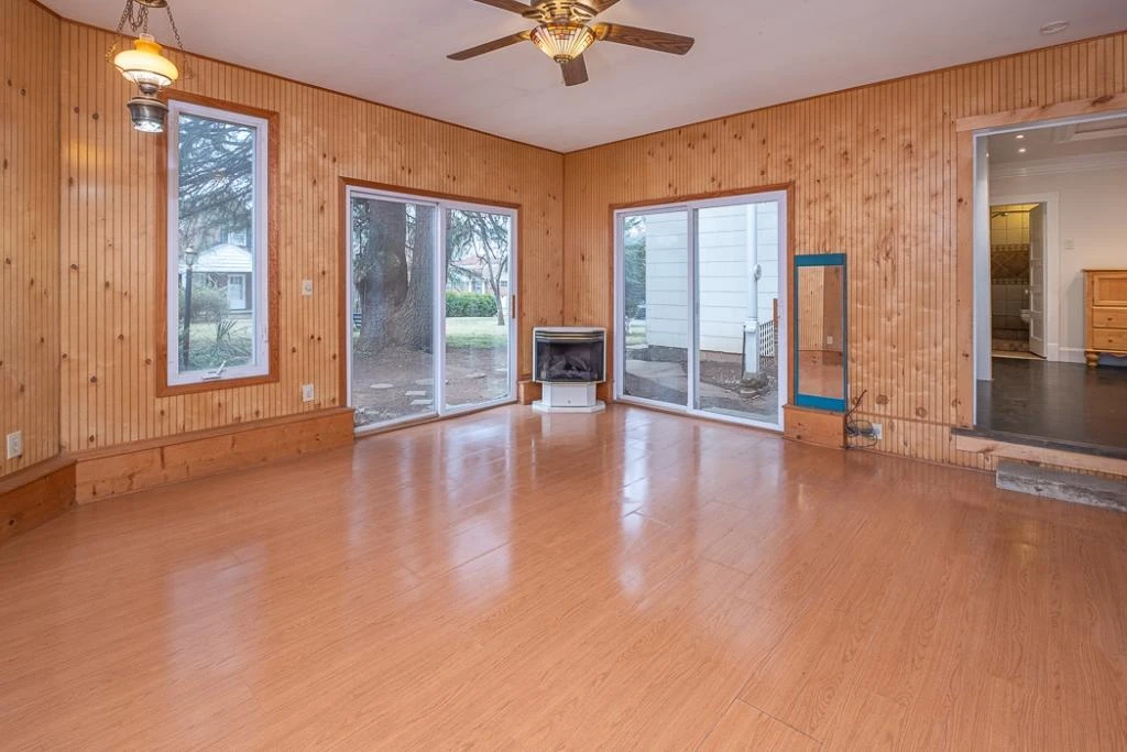 2354 Chestnut AVE - Photo 25