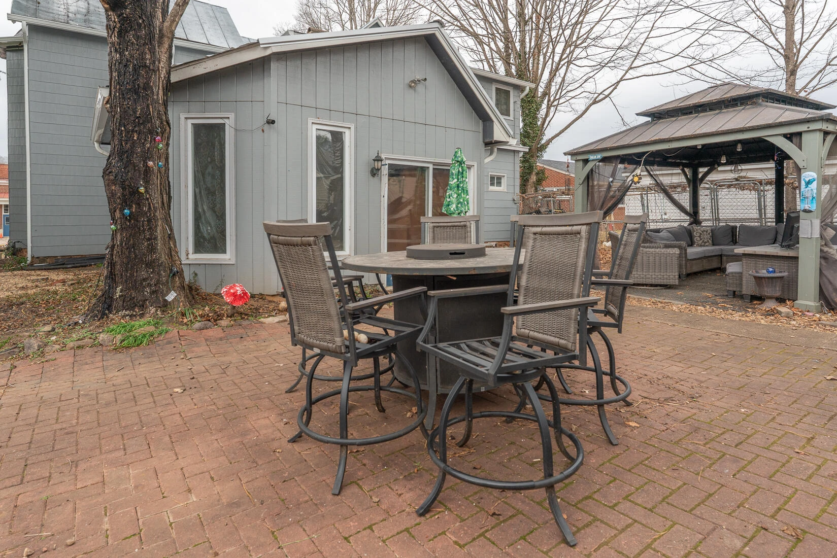 2354 Chestnut AVE - Photo 53