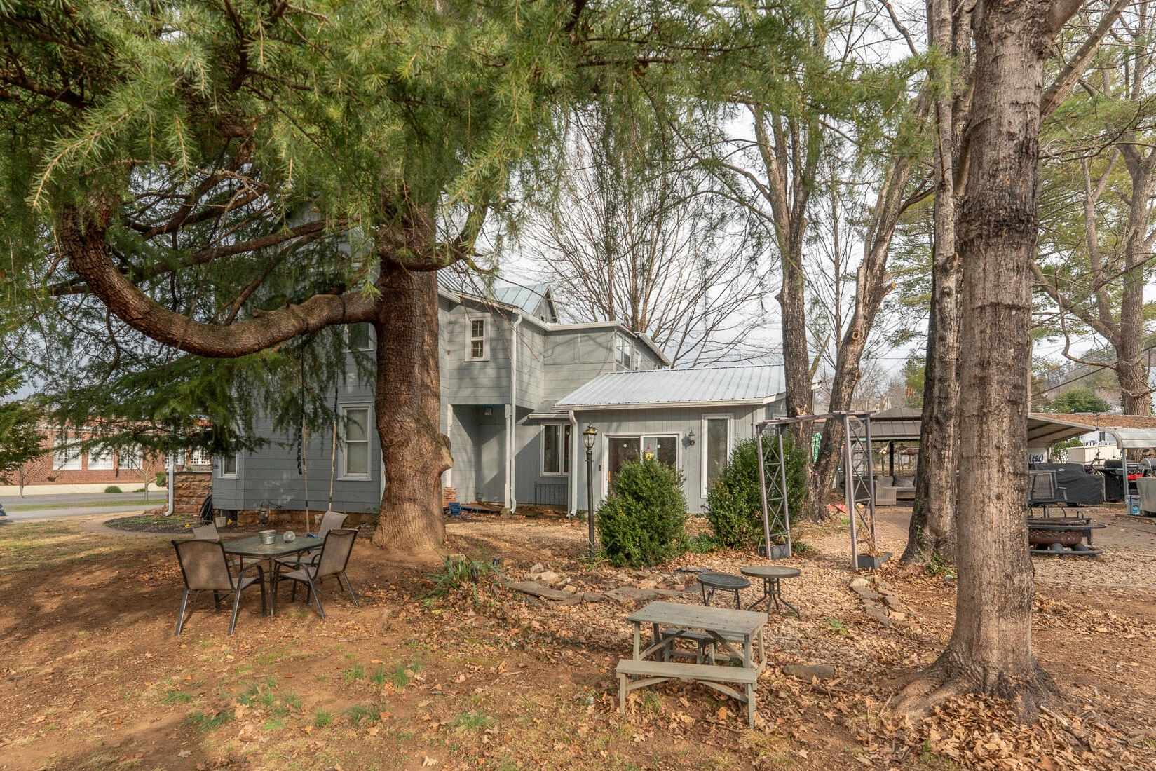 2354 Chestnut AVE - Photo 56