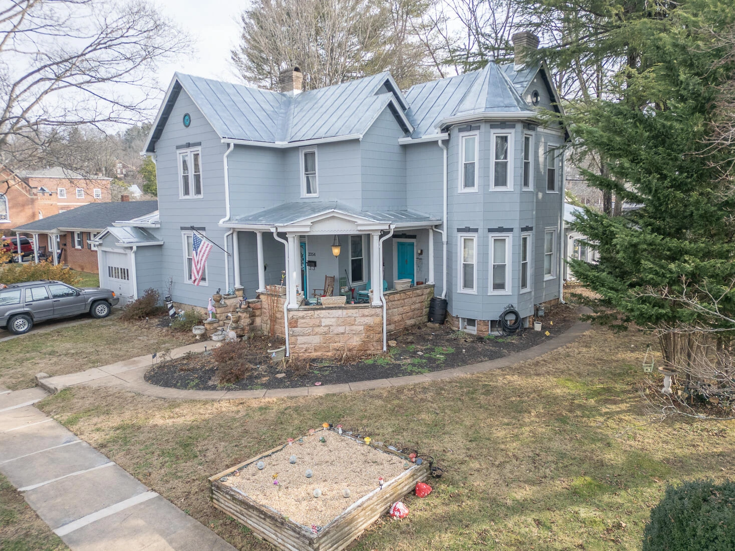 2354 Chestnut AVE - Photo 5