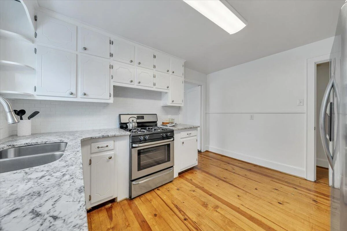 806 Hundley ST - Photo 17
