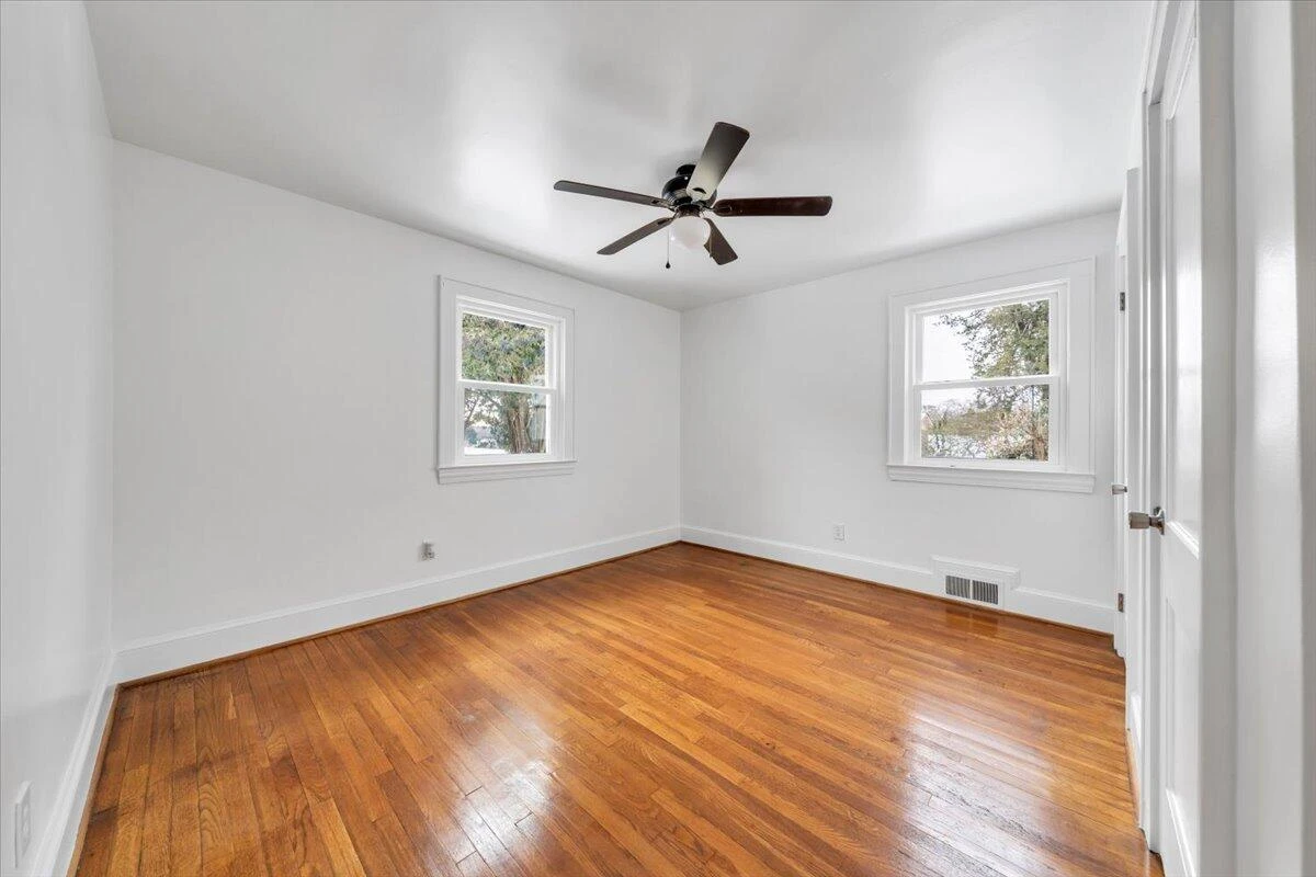 806 Hundley ST - Photo 18