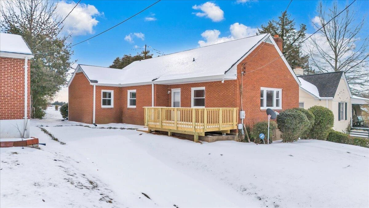 806 Hundley ST - Photo 23