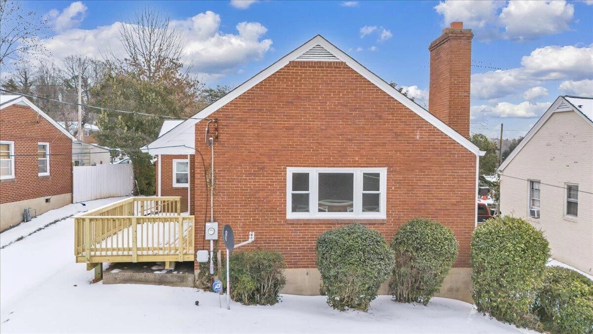 806 Hundley ST - Photo 30