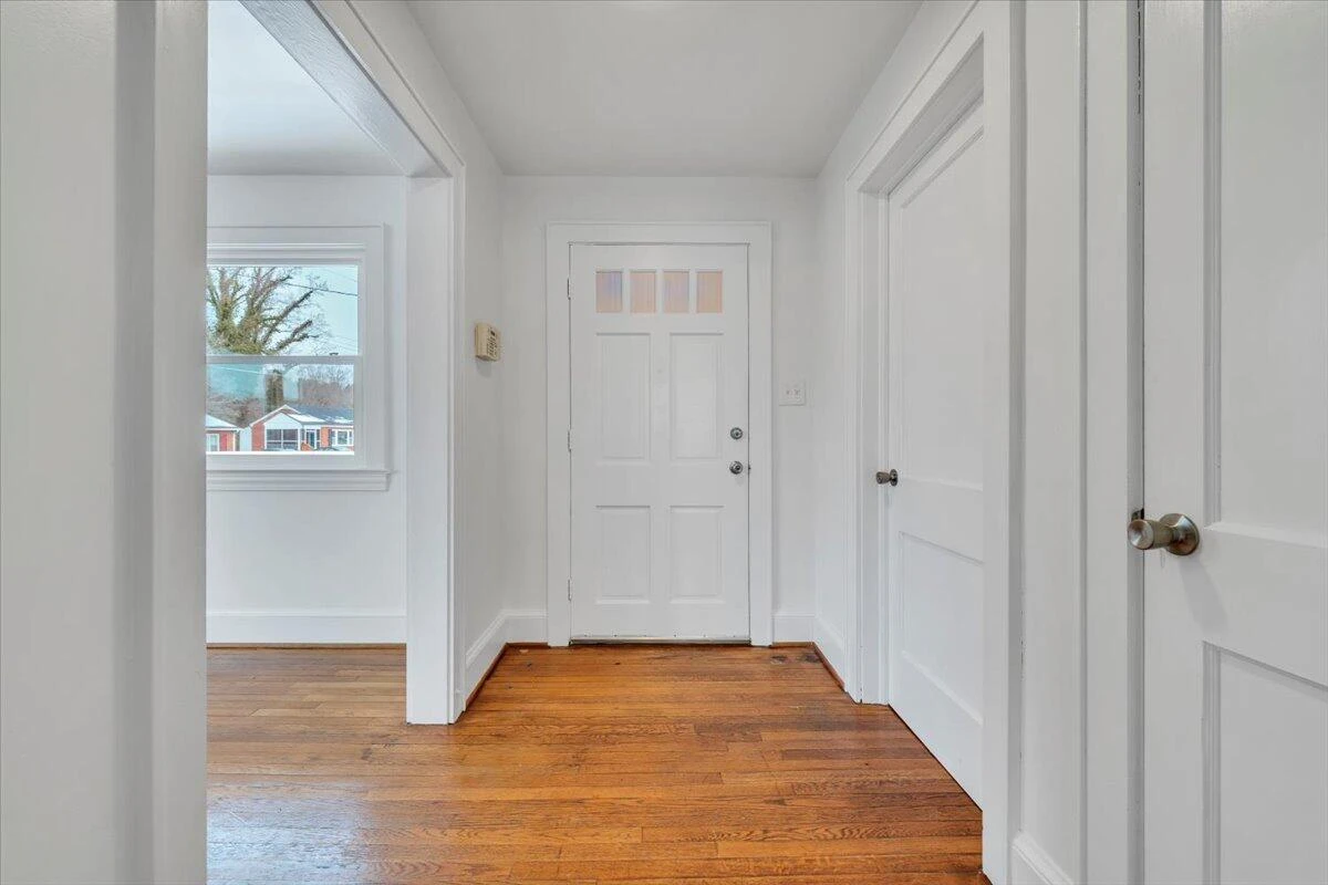 806 Hundley ST - Photo 6