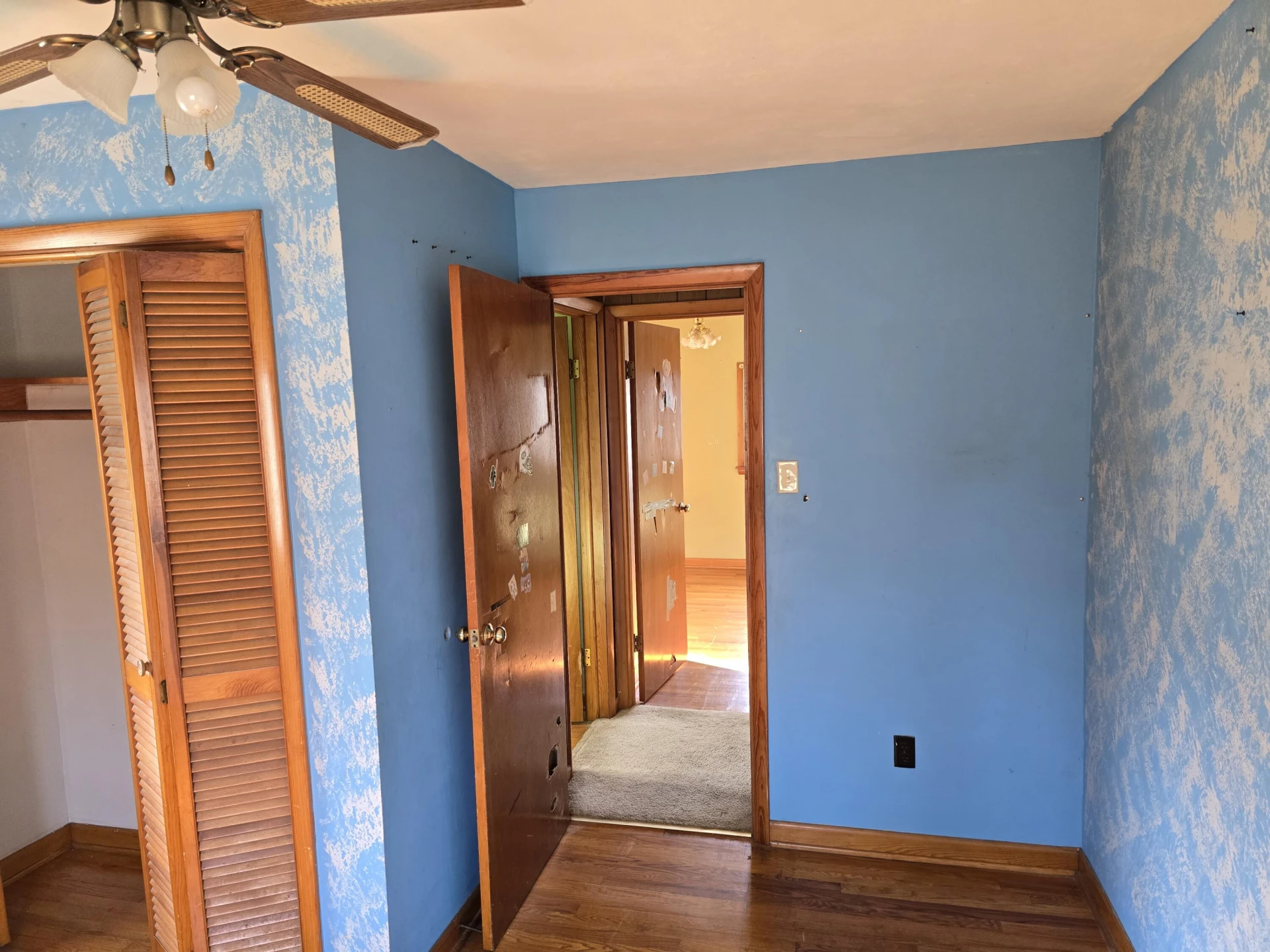 723 N Greenbrier AVE - Photo 18