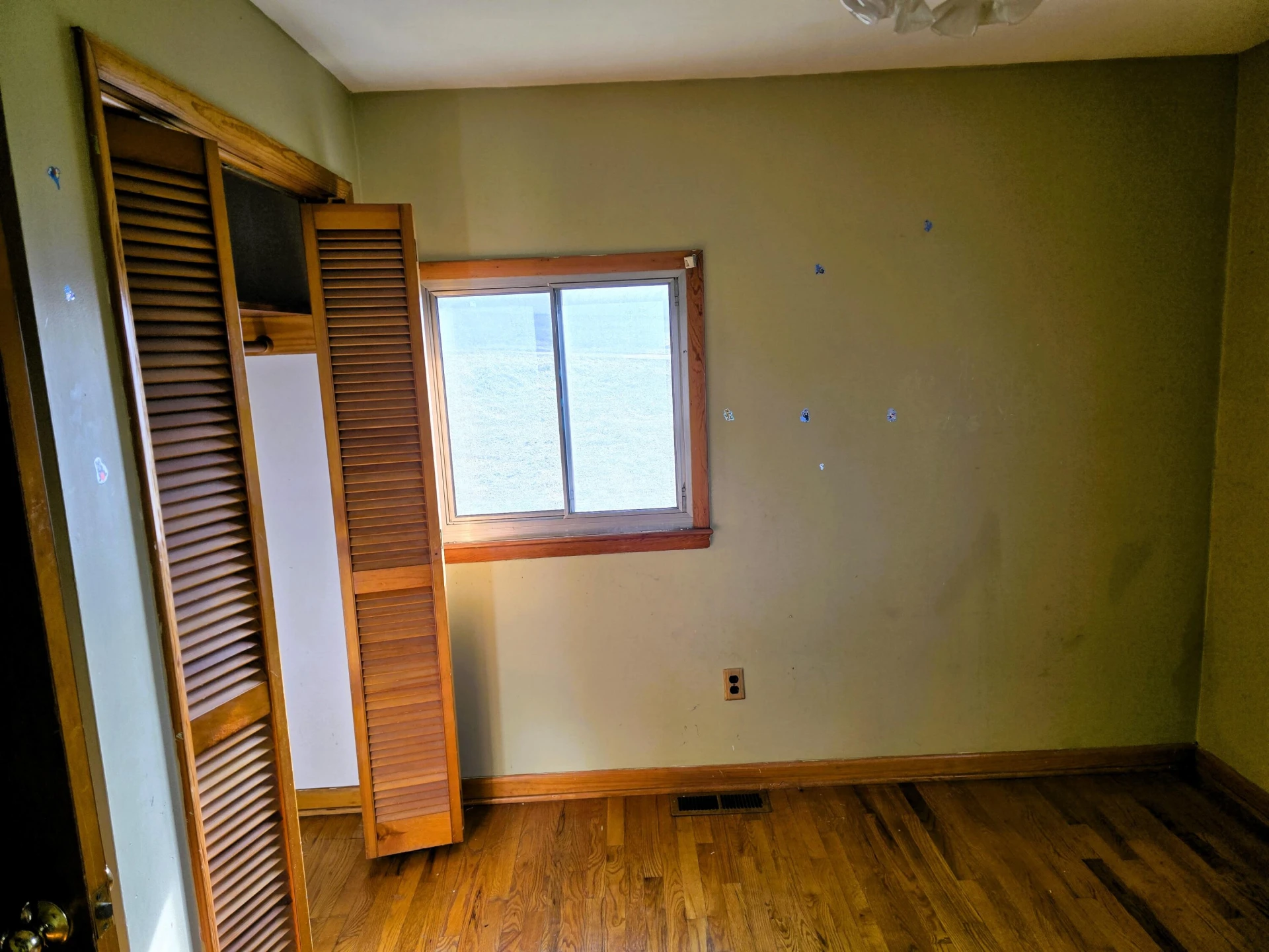 723 N Greenbrier AVE - Photo 20
