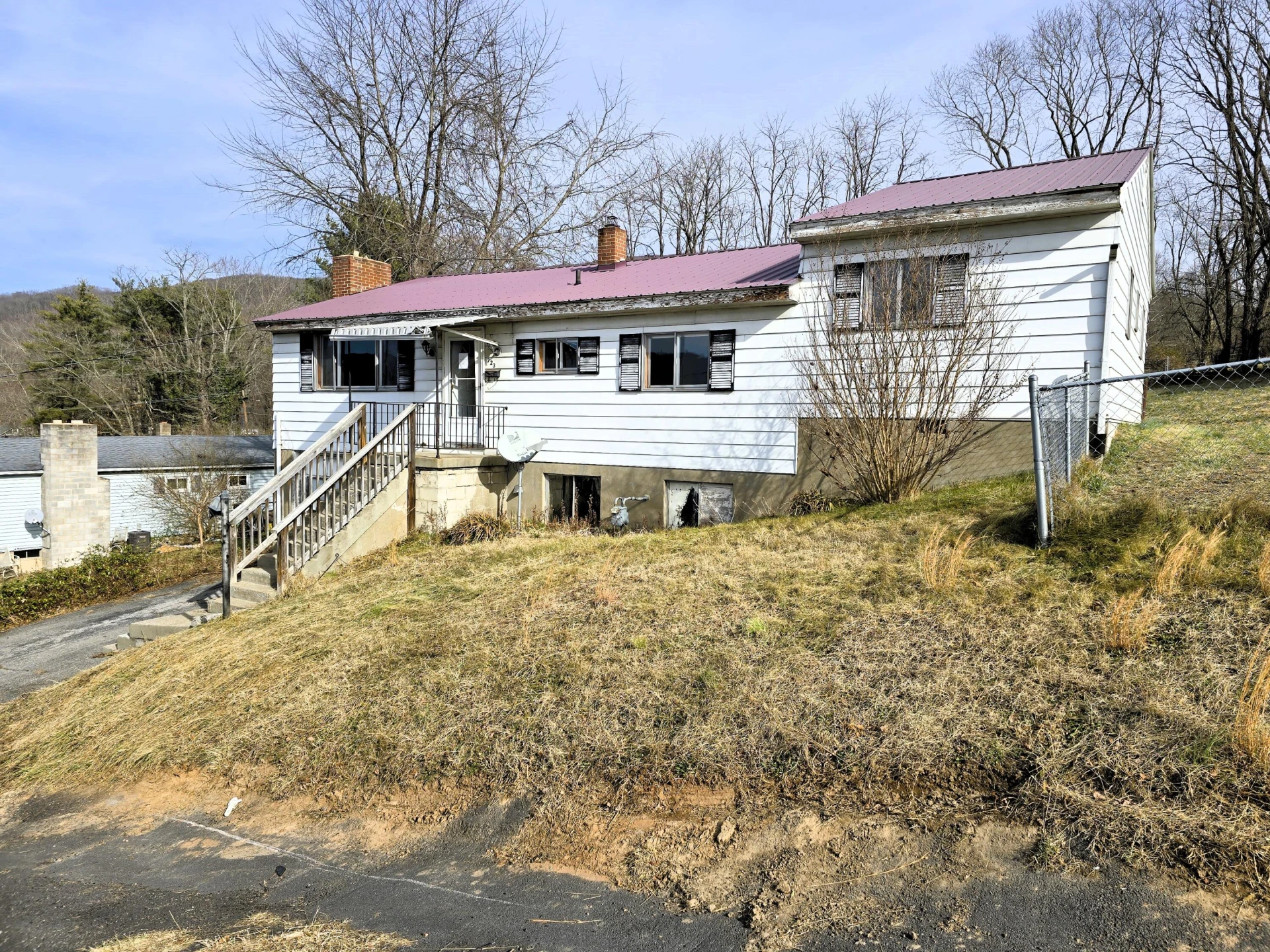 723 N Greenbrier AVE - Photo 4
