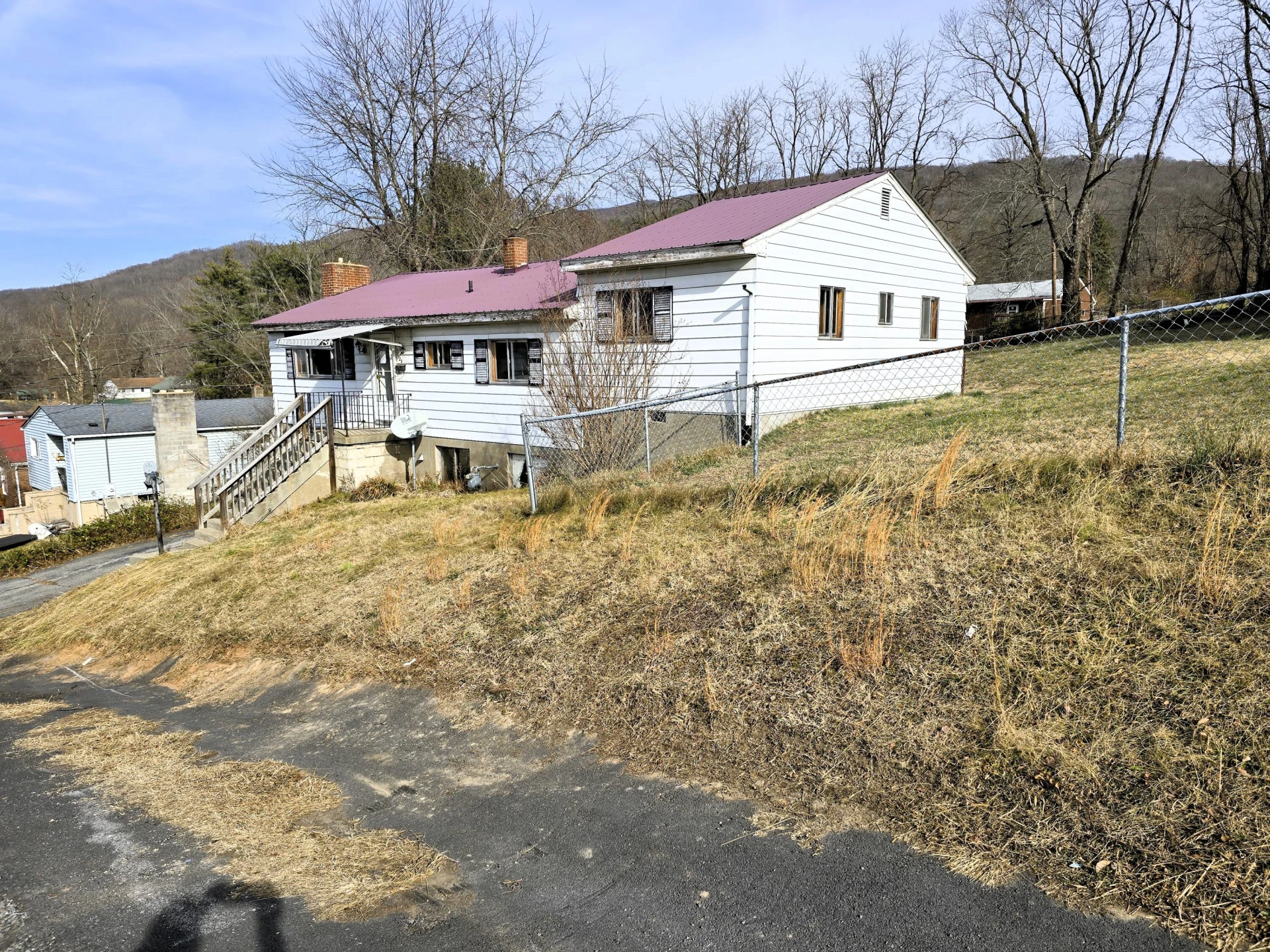 723 N Greenbrier AVE - Photo 5