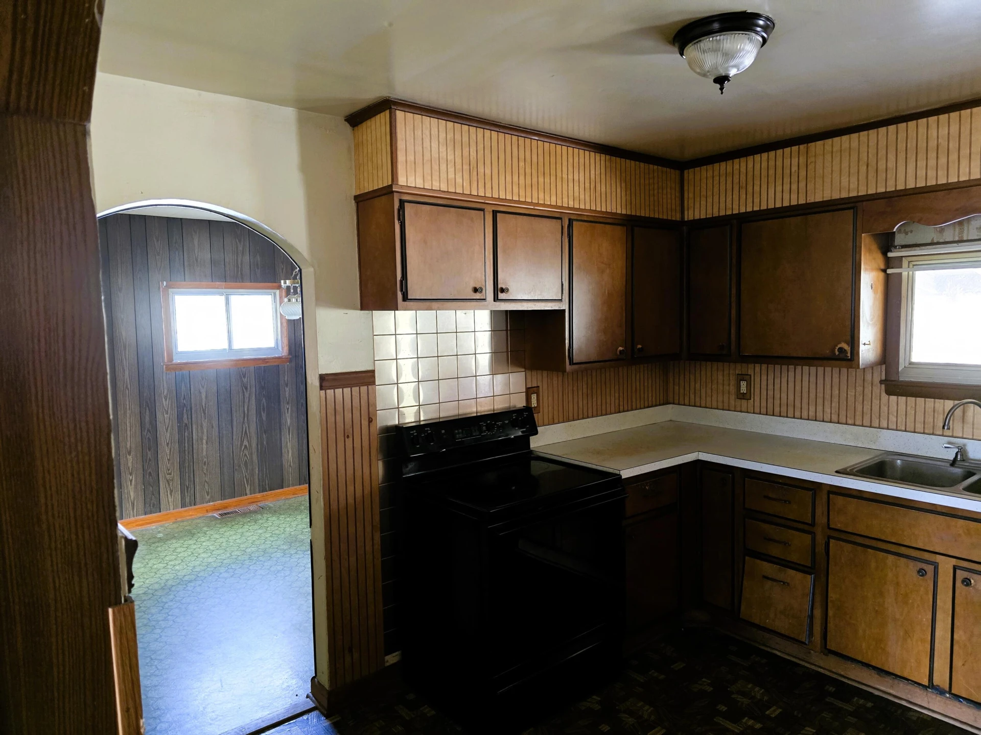 723 N Greenbrier AVE - Photo 7