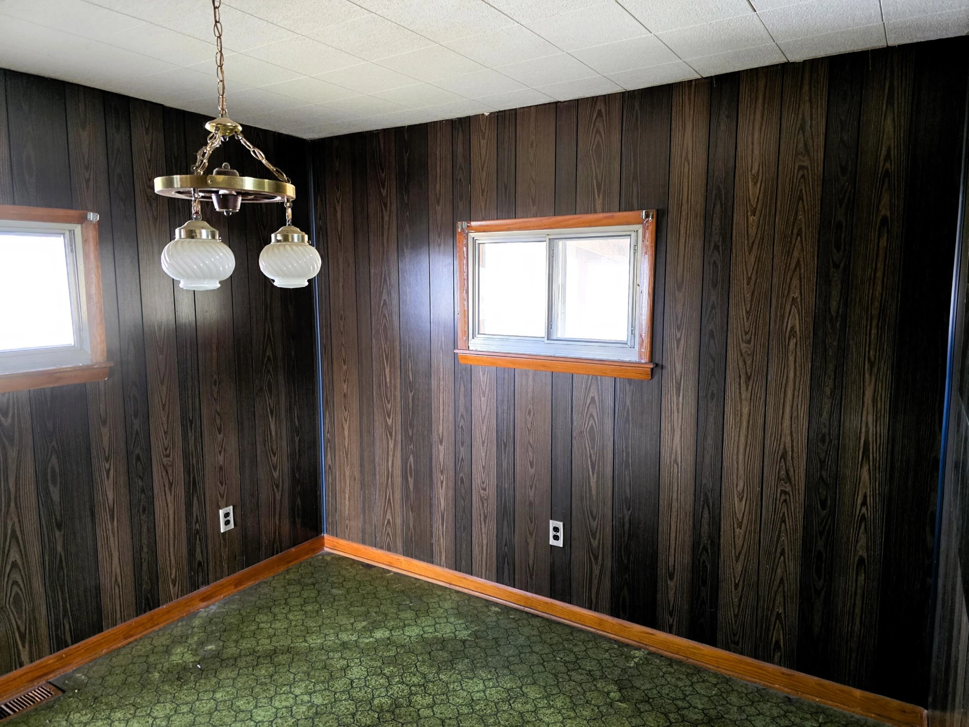 723 N Greenbrier AVE - Photo 9
