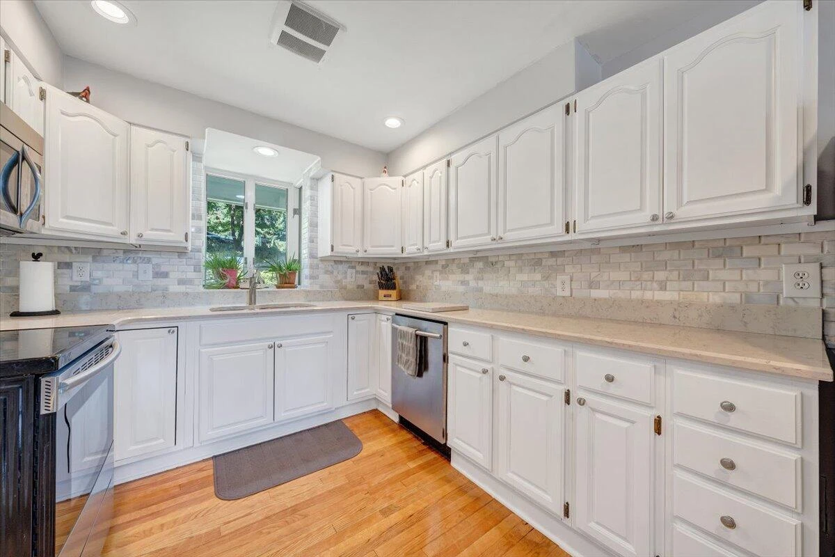 428 Anchor DR - Photo 22