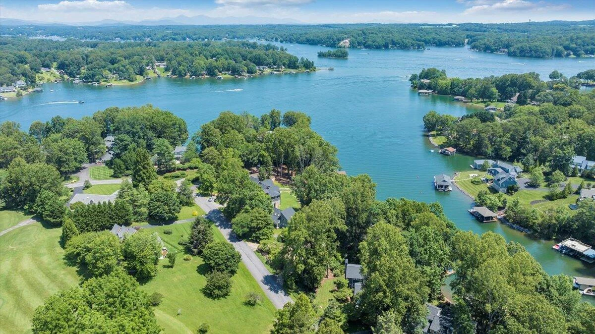 428 Anchor DR - Photo 89