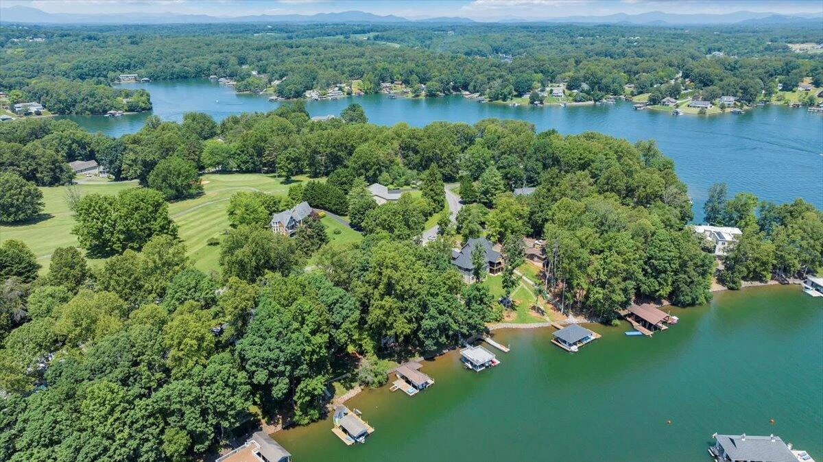 428 Anchor DR - Photo 96