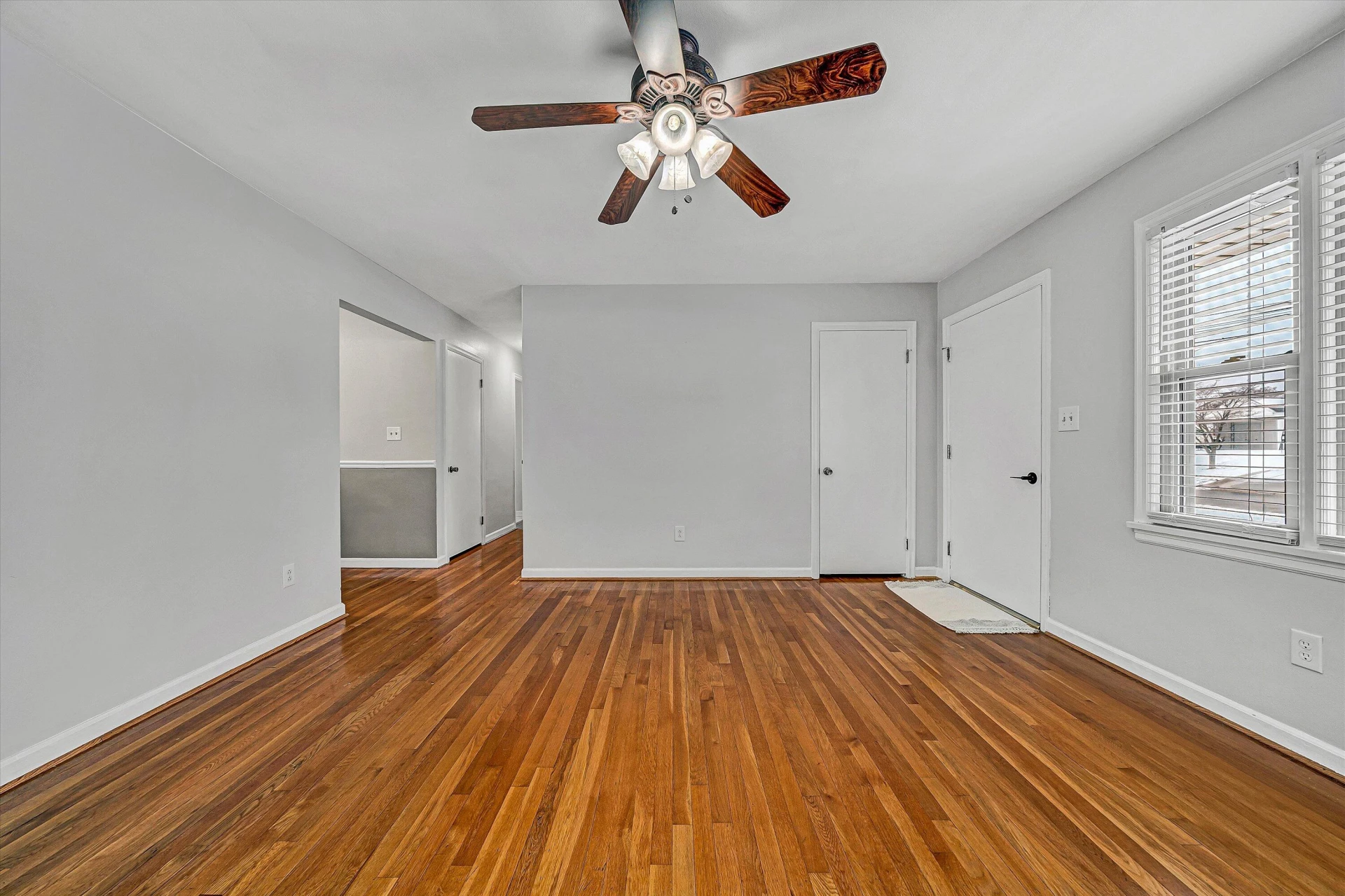 2409 Rollingwood DR - Photo 4