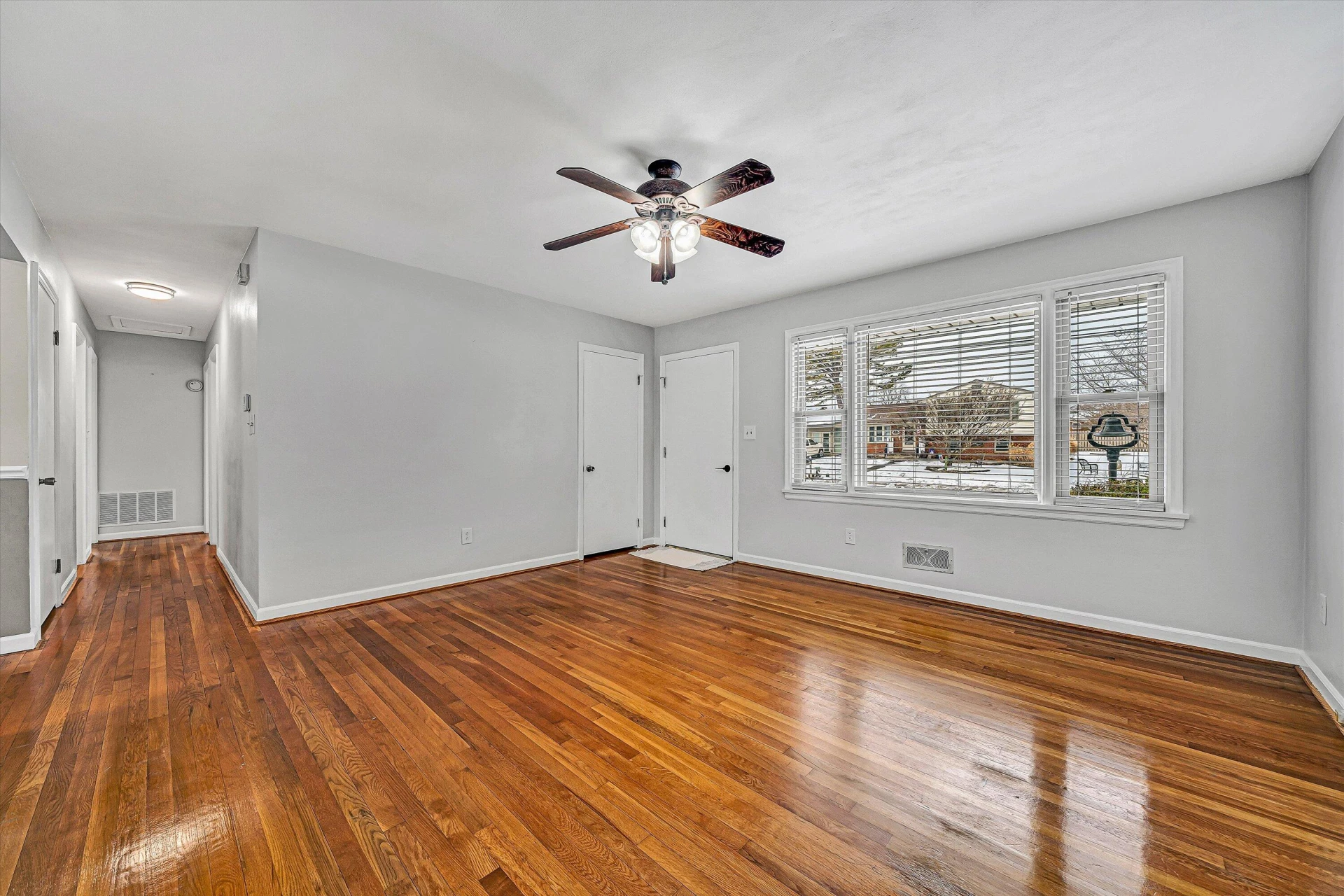 2409 Rollingwood DR - Photo 5