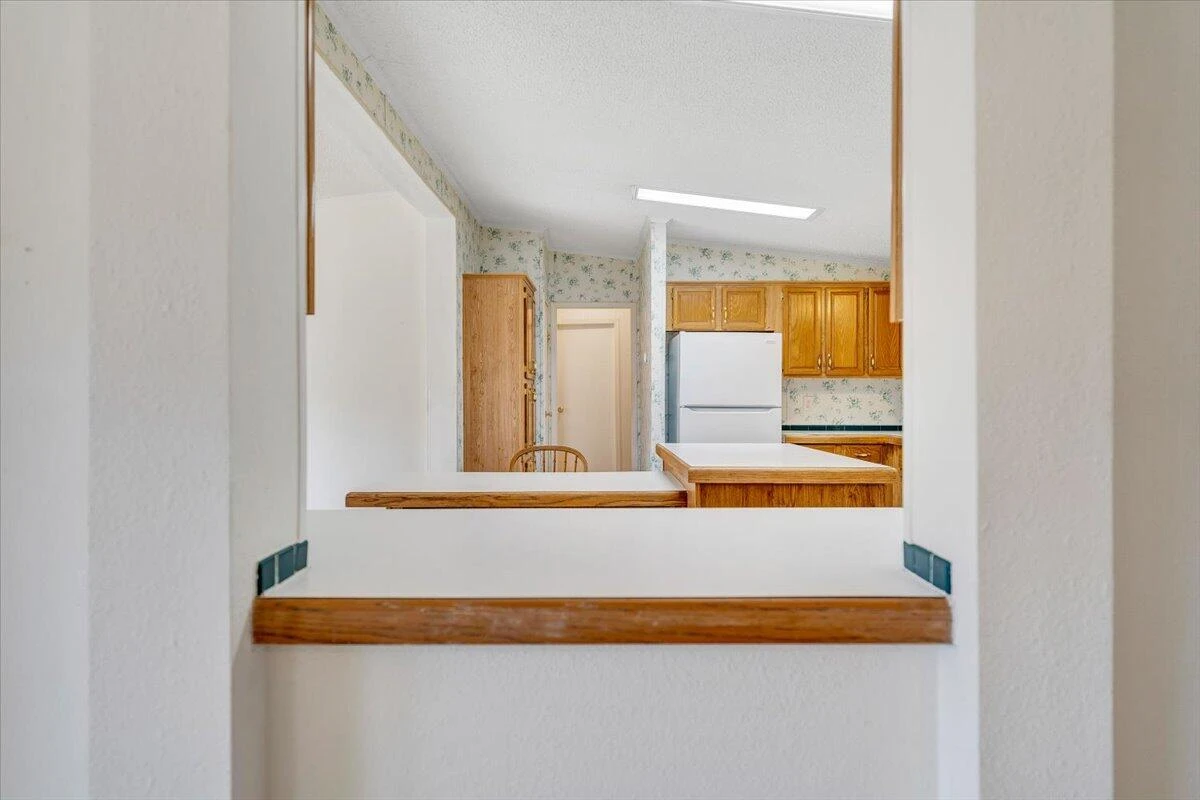 1320 Horseshoe Point RD - Photo 10