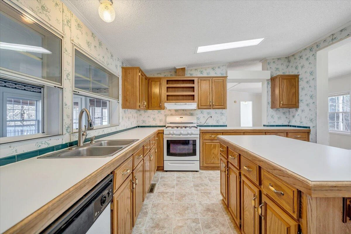 1320 Horseshoe Point RD - Photo 20