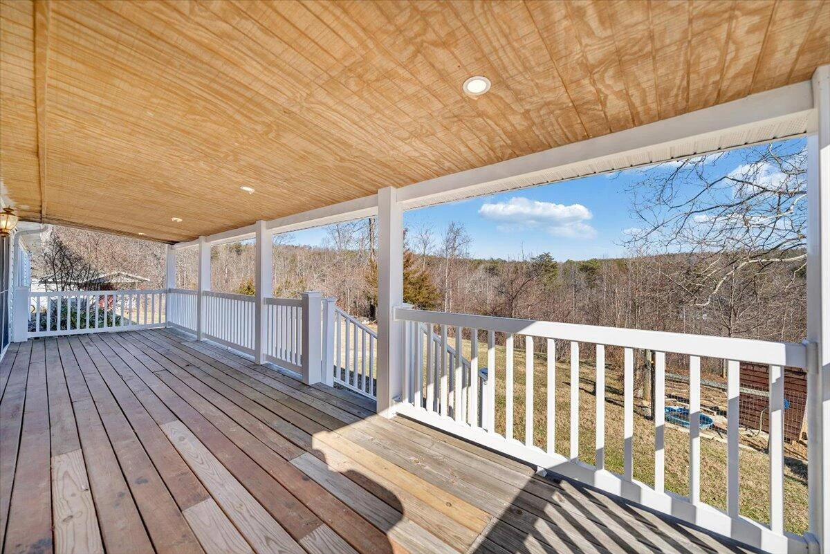 1320 Horseshoe Point RD - Photo 53