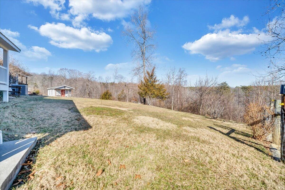 1320 Horseshoe Point RD - Photo 55