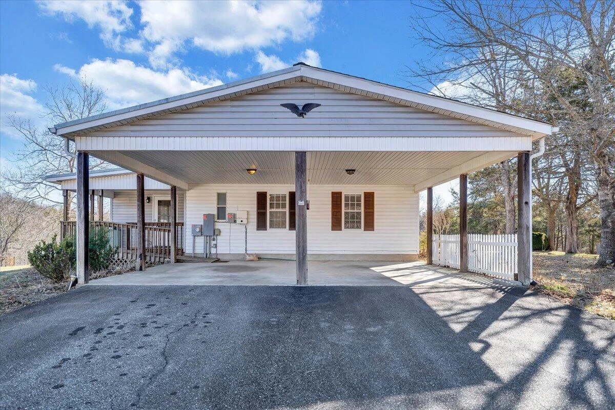 1320 Horseshoe Point RD - Photo 62