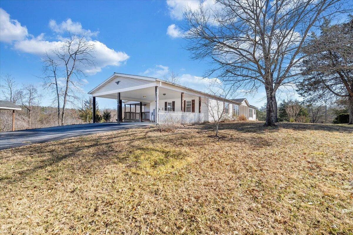 1320 Horseshoe Point RD - Photo 63